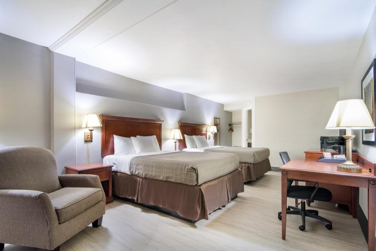 The Townhouse Inn Highpoint Zewnętrze zdjęcie