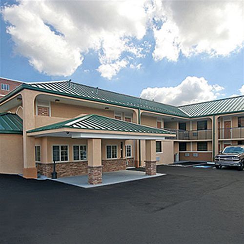 The Townhouse Inn Highpoint Zewnętrze zdjęcie